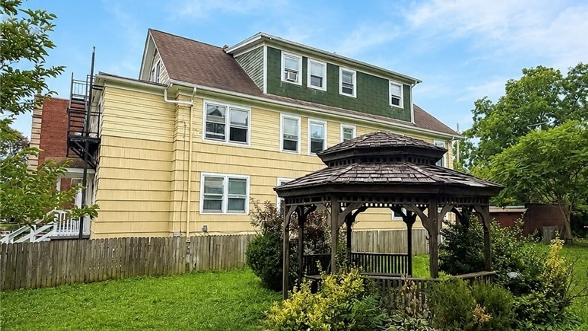 Property at 714 8th Street, Niagara Falls, NY 14301 5