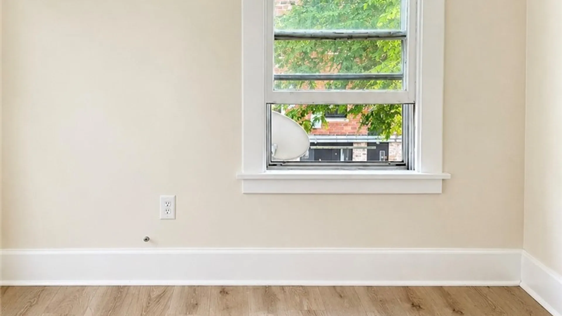Property at 714 8th Street, Niagara Falls, NY 14301 15