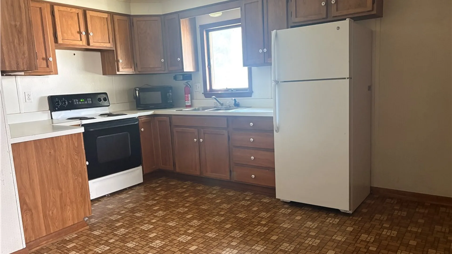Property at 81 Hill Street, Tonawanda, NY 14150 7