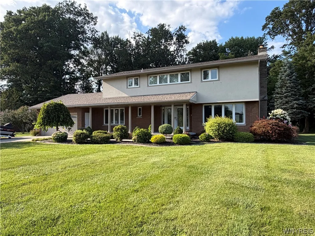Property at 8148 Effie Drive, Niagara, NY 14304