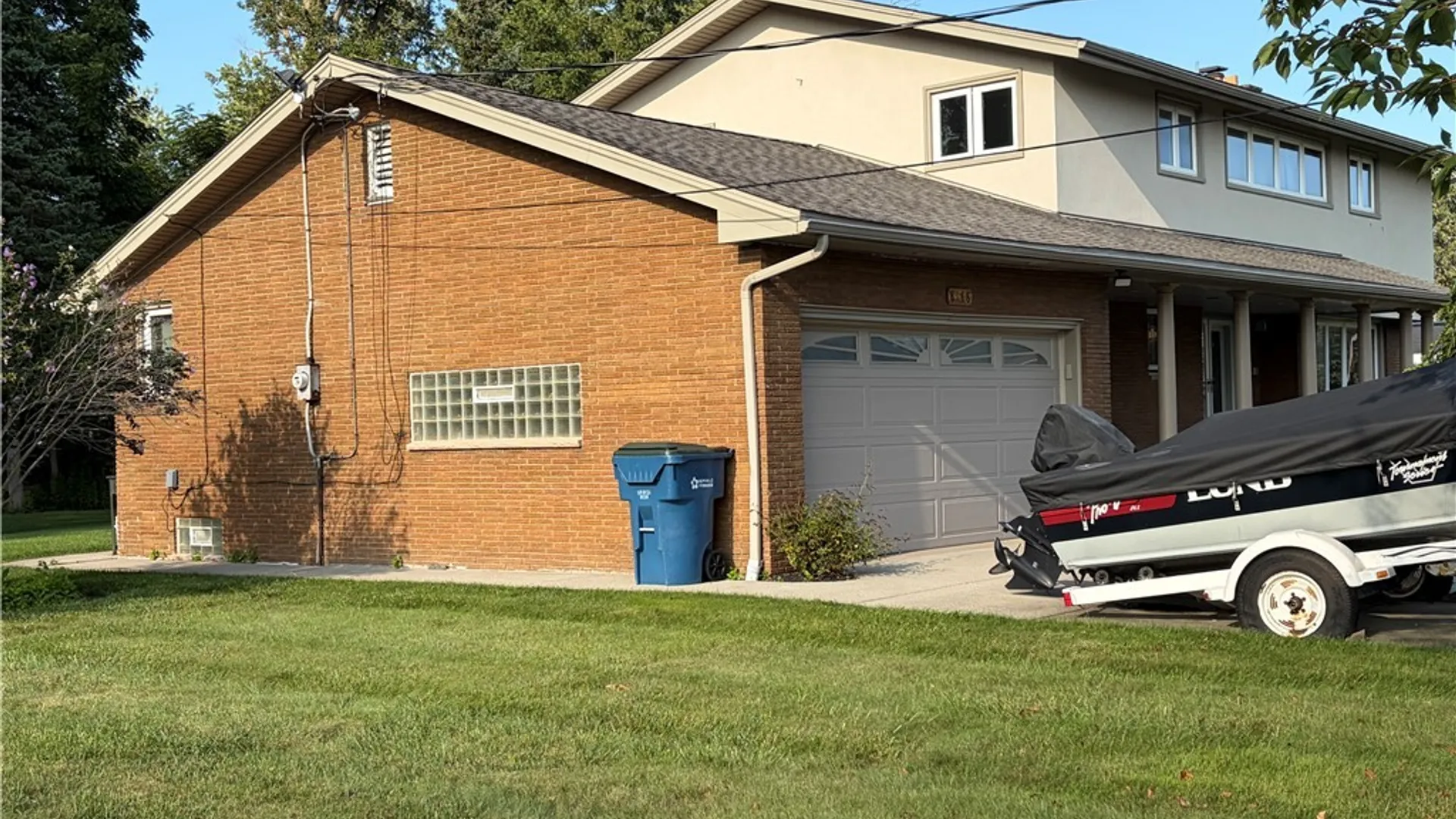 Property at 8148 Effie Drive, Niagara, NY 14304 4