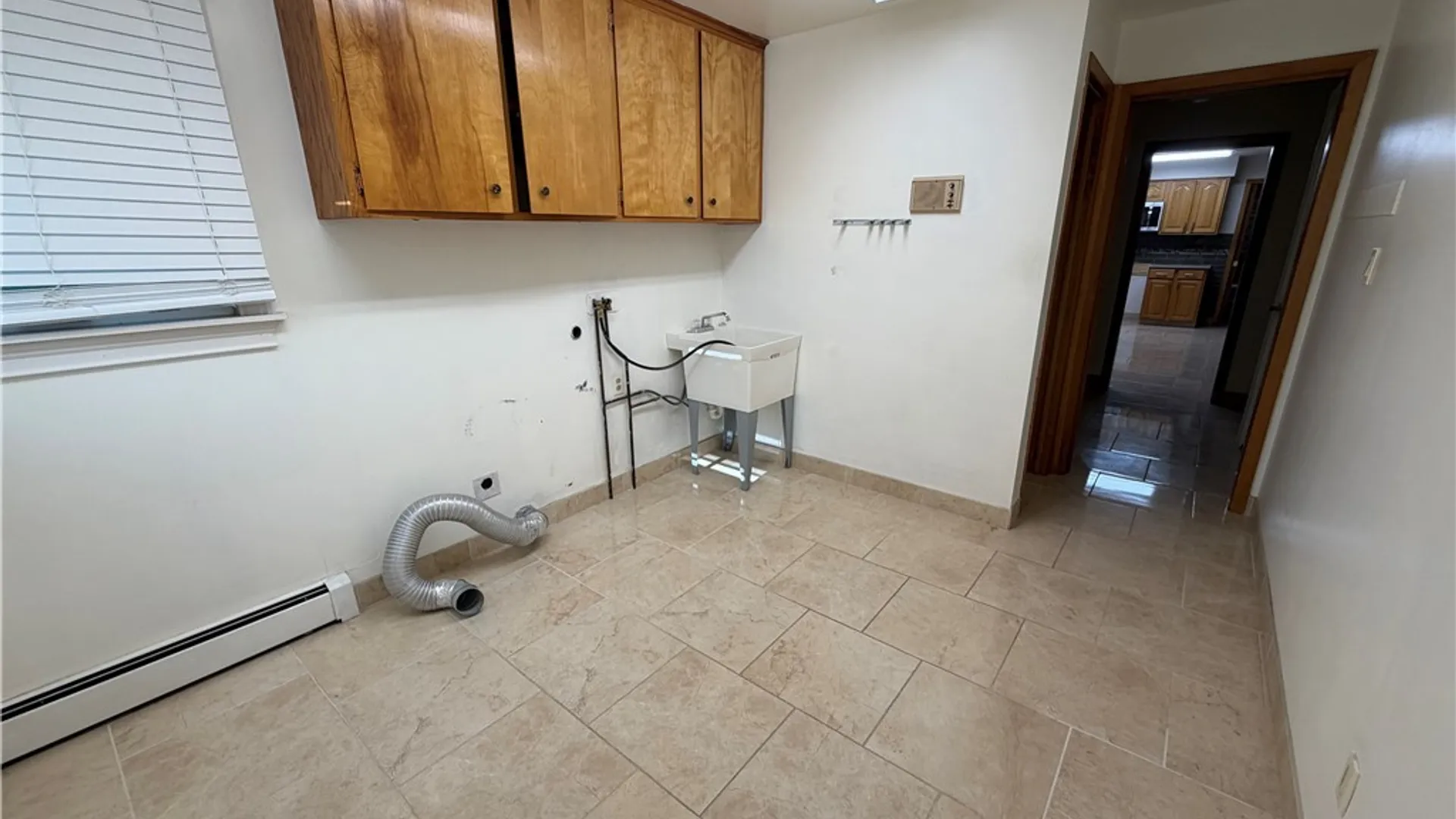 Property at 8148 Effie Drive, Niagara, NY 14304 23