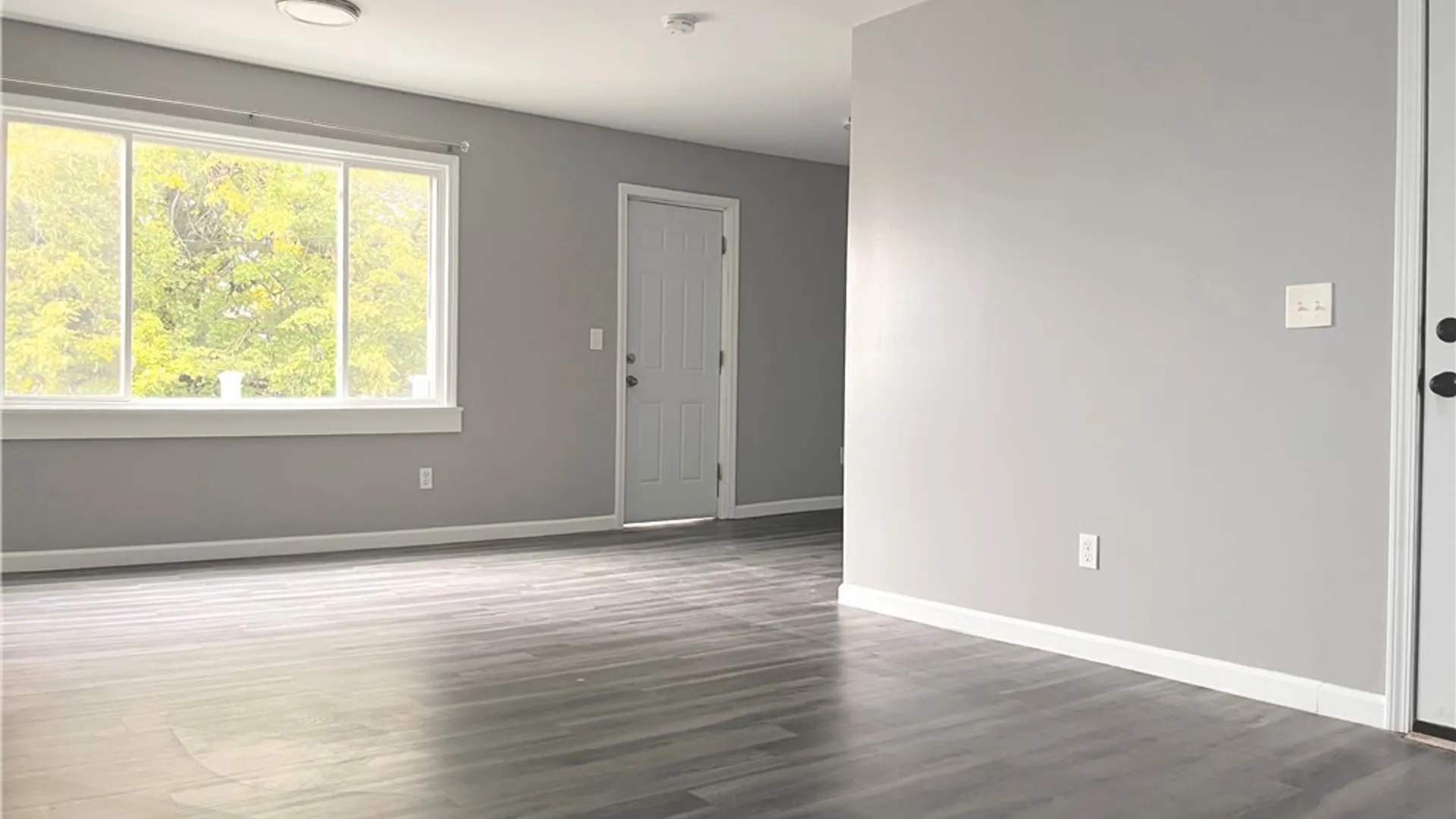 Property at 1025 West Avenue, Buffalo, NY 14213 6
