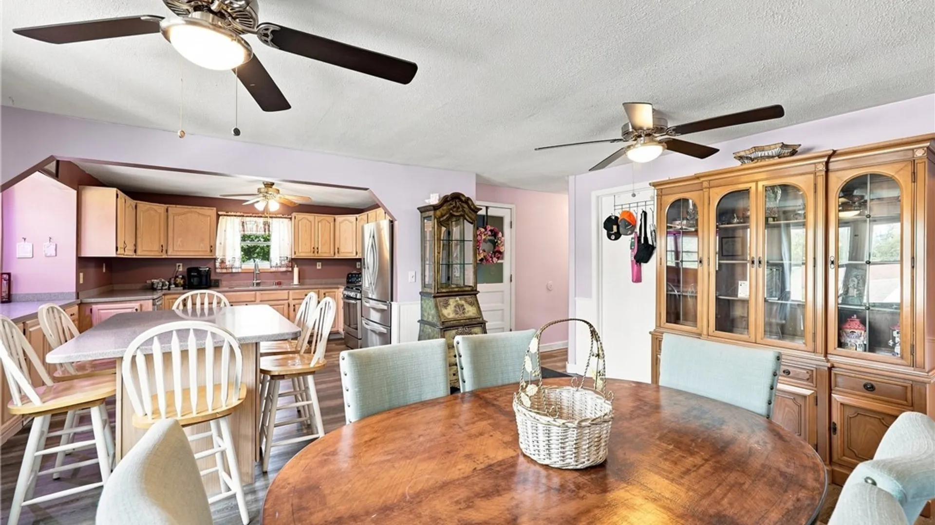 Property at 6525 Woodside Place, Niagara, NY 14304 6