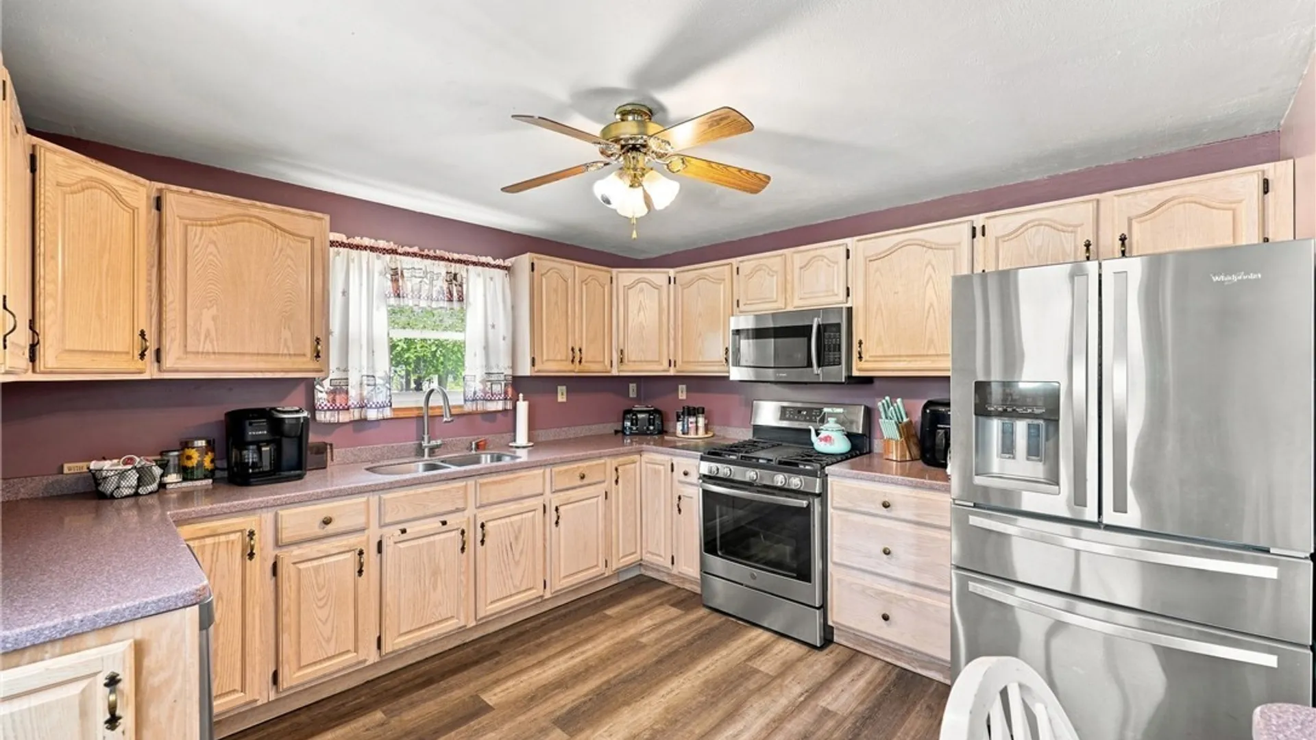 Property at 6525 Woodside Place, Niagara, NY 14304 8