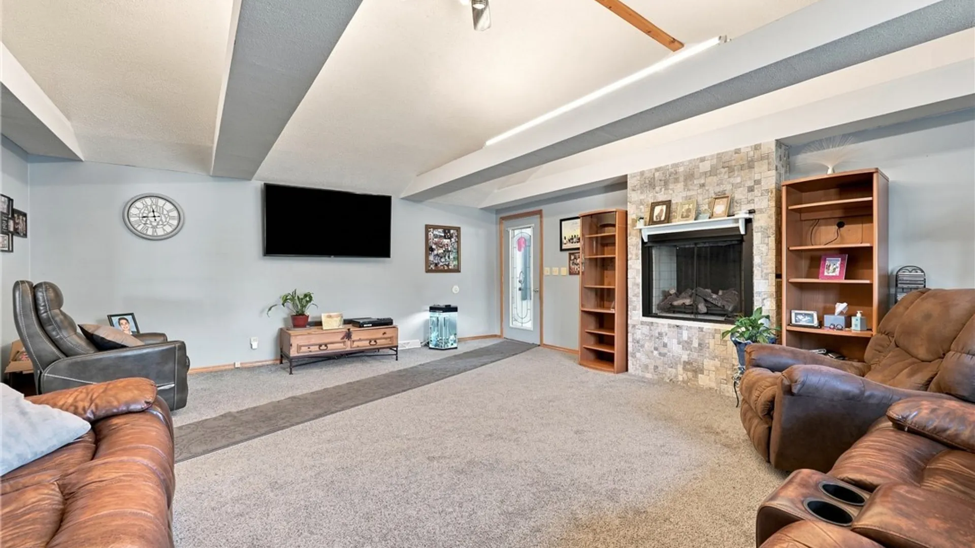 Property at 6525 Woodside Place, Niagara, NY 14304 13