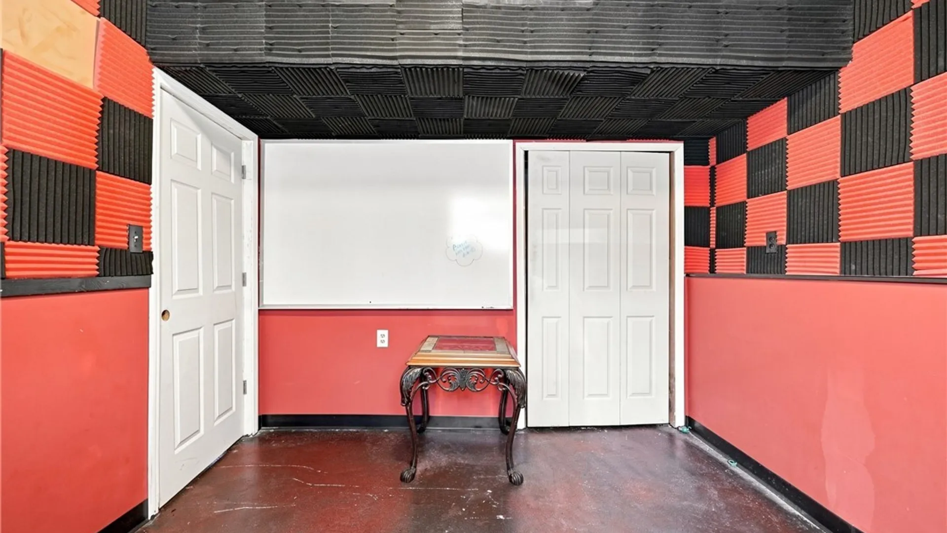 Property at 6525 Woodside Place, Niagara, NY 14304 28
