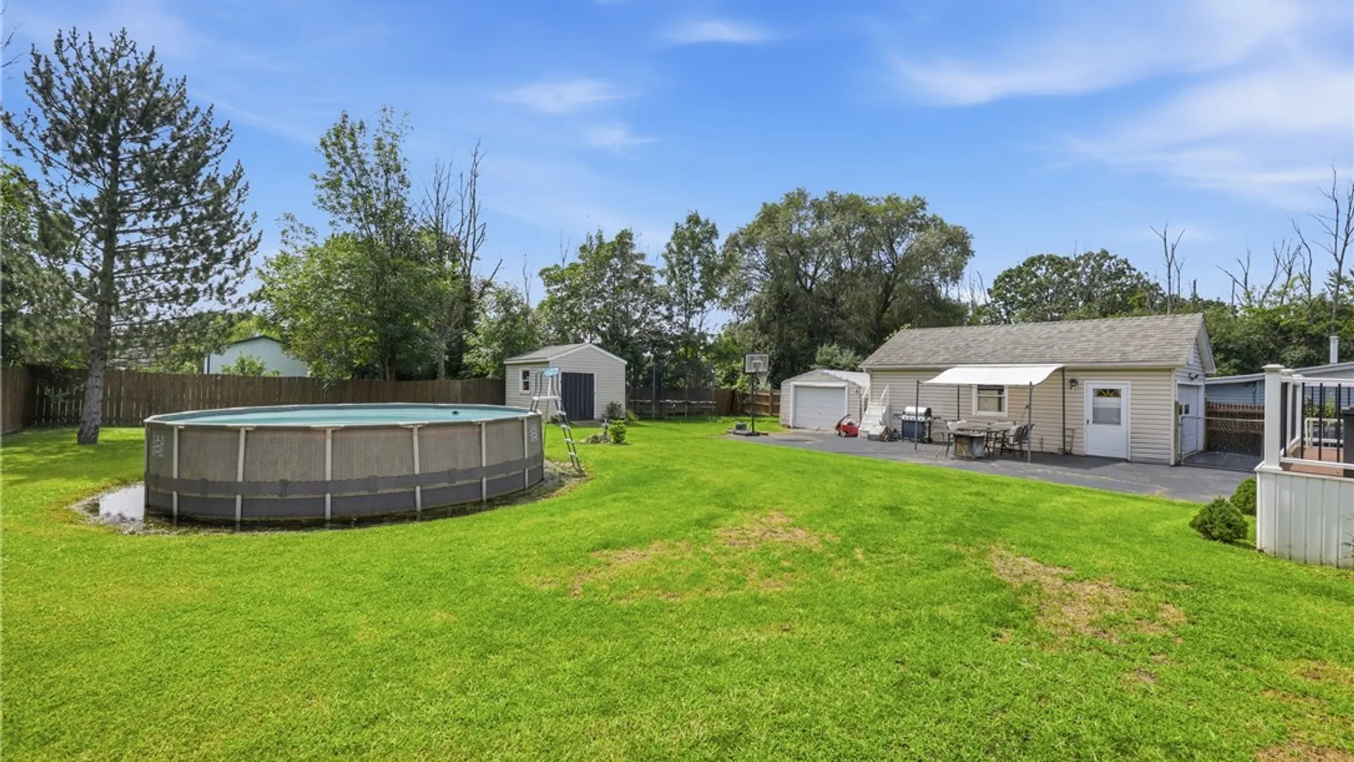 Property at 6525 Woodside Place, Niagara, NY 14304 39
