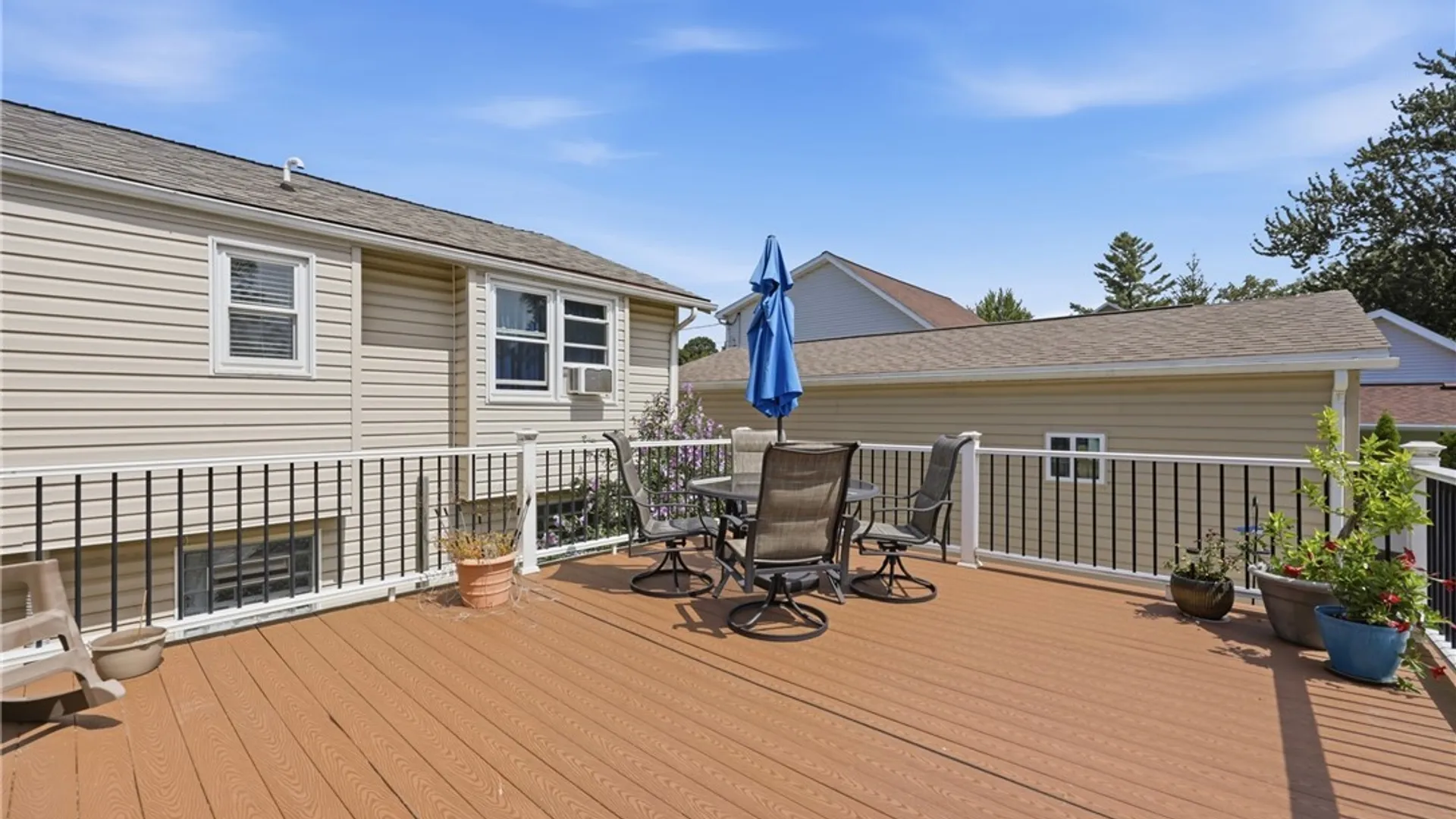 Property at 6525 Woodside Place, Niagara, NY 14304 40