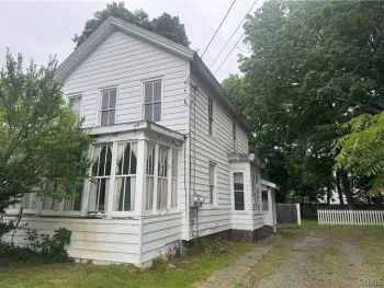 Property at 32 Broad Street, Gloversville, NY 12078
