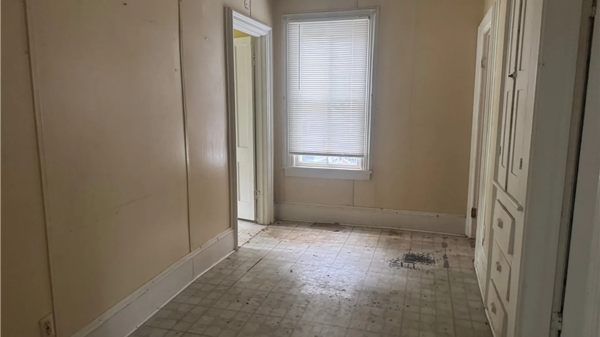 Property at 32 Broad Street, Gloversville, NY 12078 7