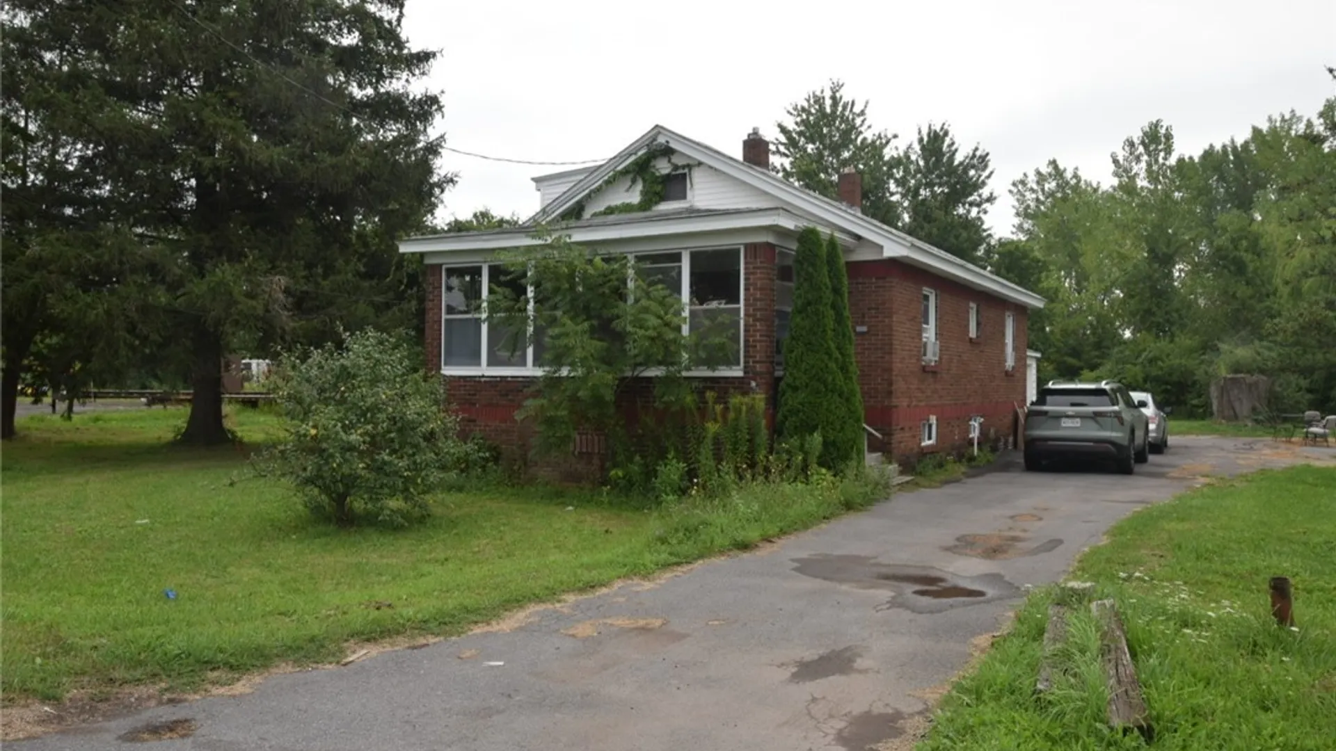 Property at 6086 Court Street Road, DeWitt, NY 13206 3