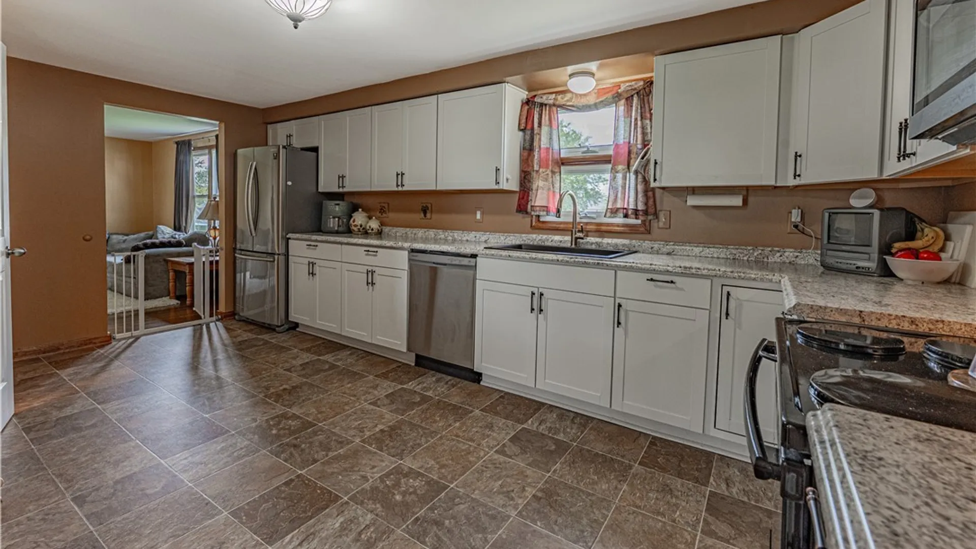 Property at 2981 Pearce Road, Wheatfield, NY 14120 12