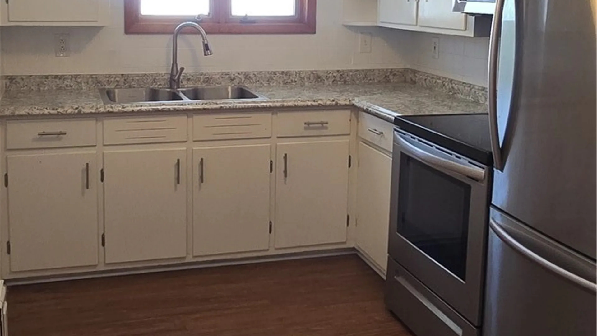 Property at 525 Huxley Drive, Cheektowaga, NY 14225 10