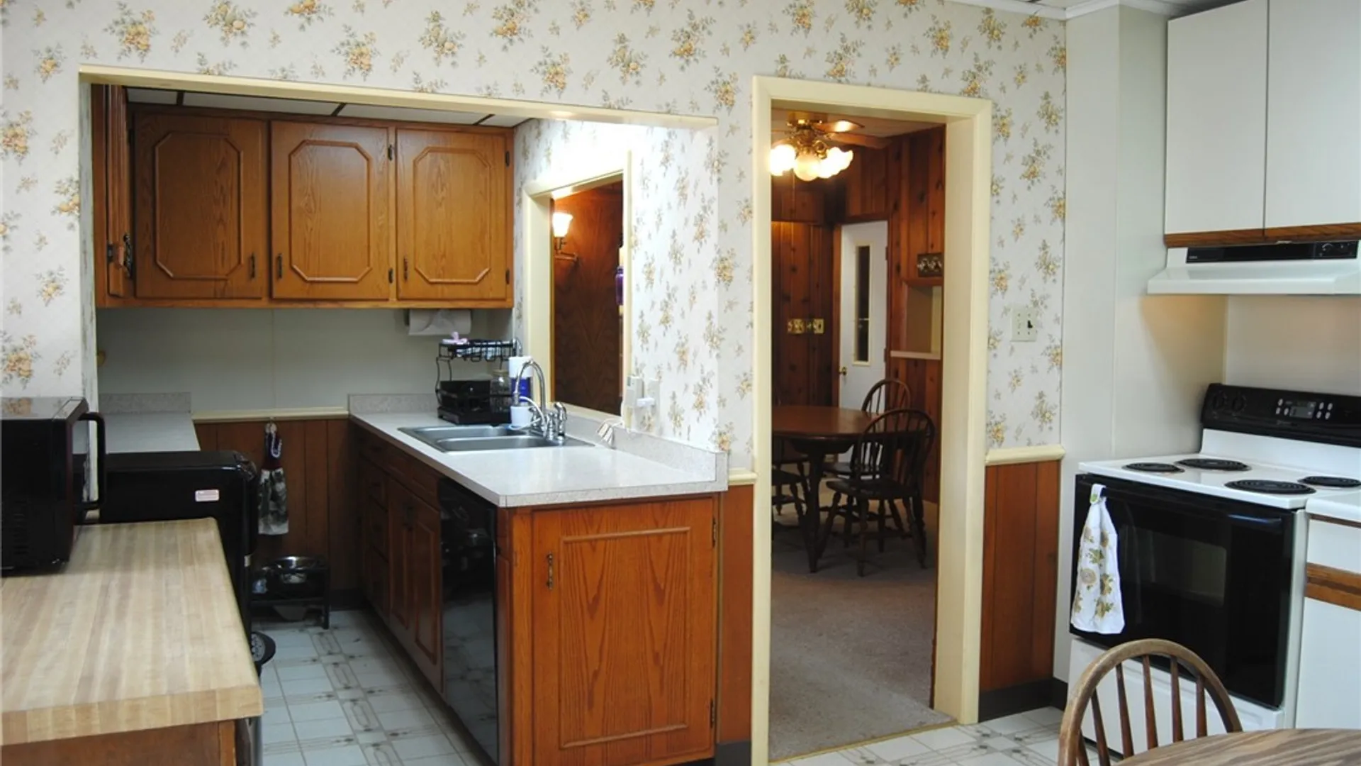 Property at 12 S Edgar Street, Kane Boro, PA 16735 24