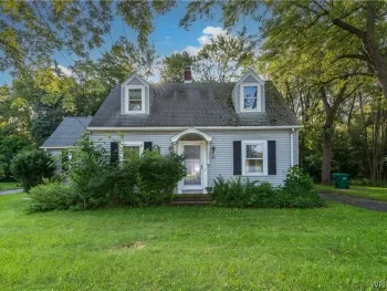 Property at 4113 Lake Avenue, Lockport Town, NY 14094