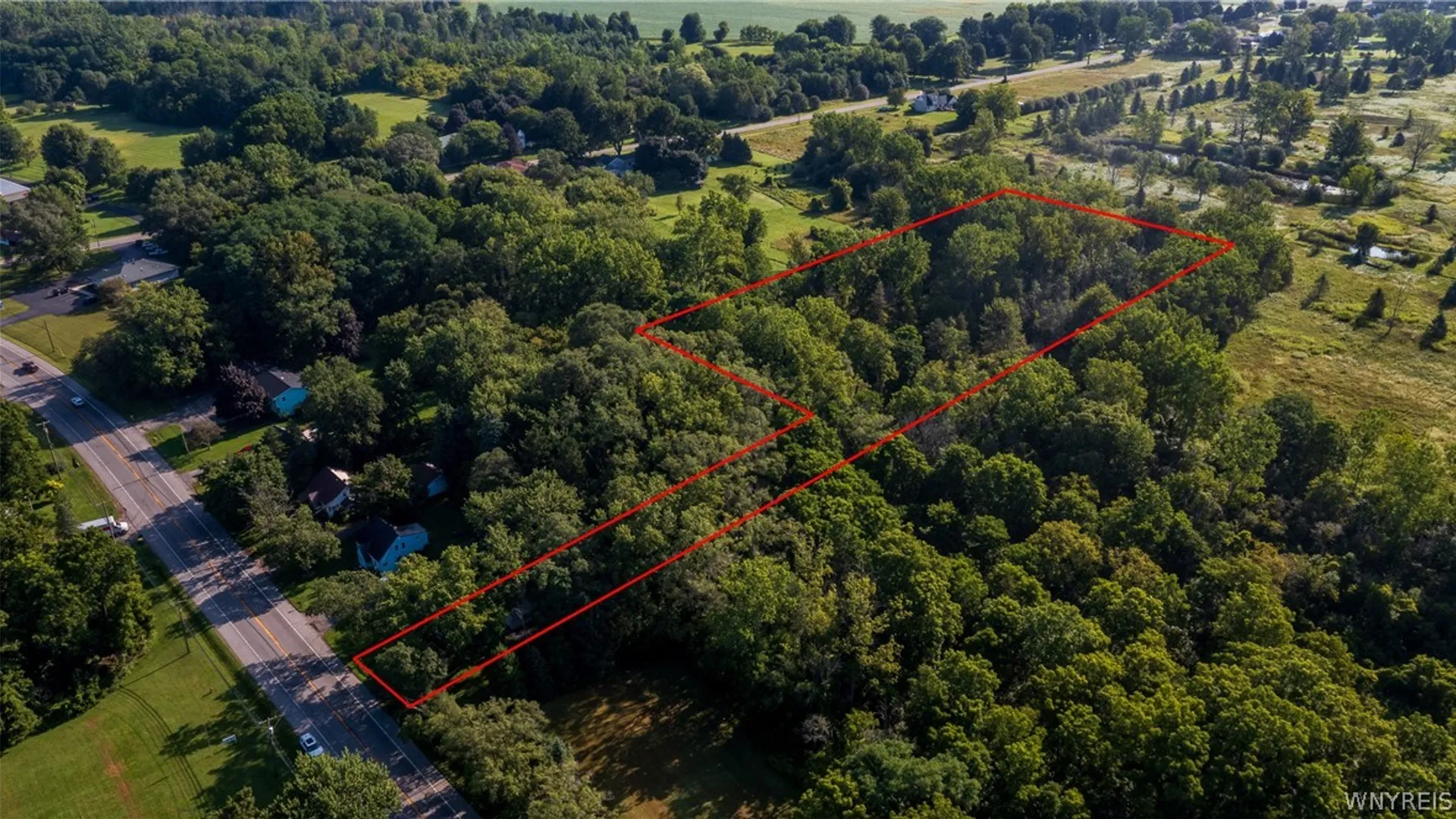 Property at 4113 Lake Avenue, Lockport Town, NY 14094 12