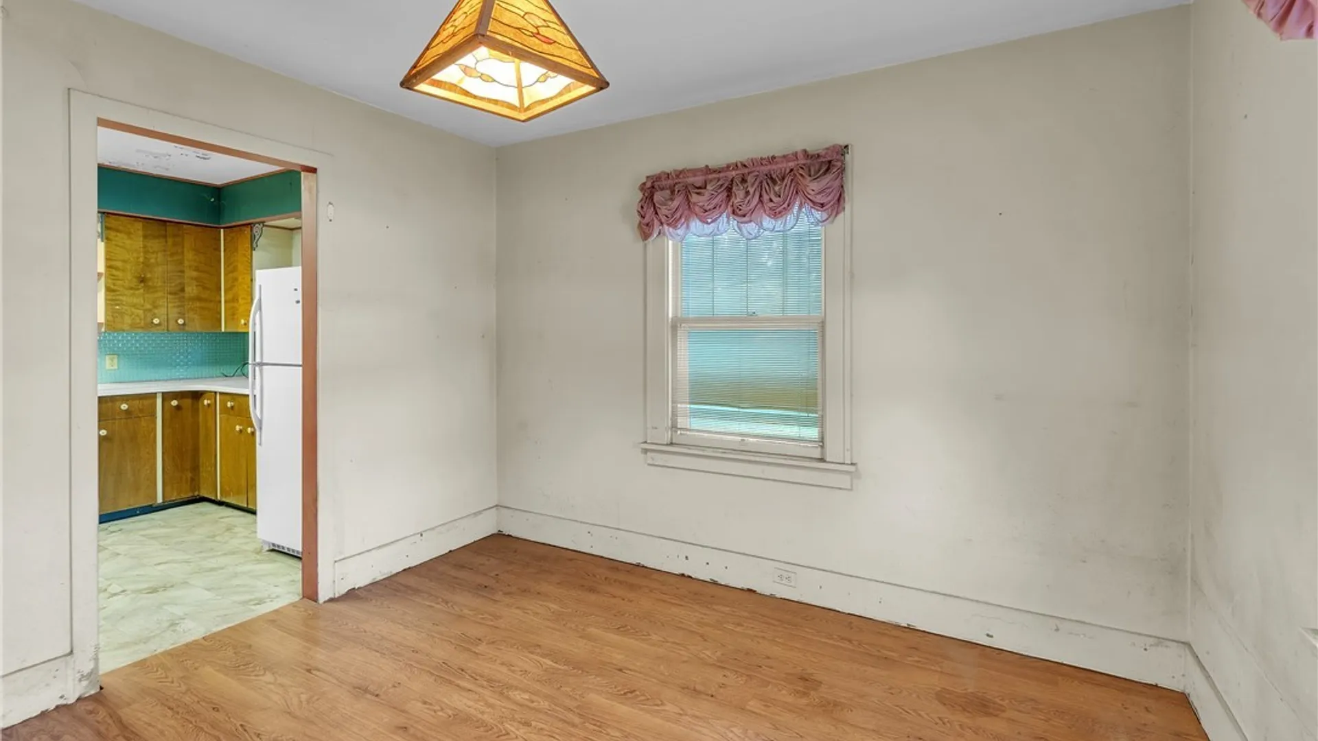 Property at 4113 Lake Avenue, Lockport Town, NY 14094 15