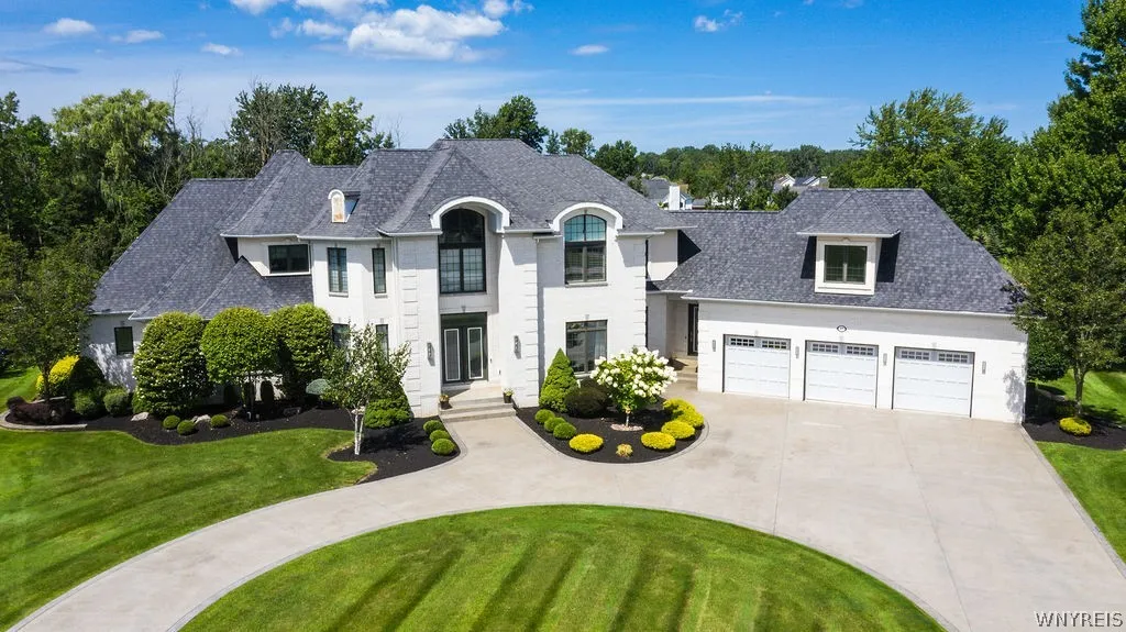 Property at 80 Sanctuary Court, Amherst, NY 14221