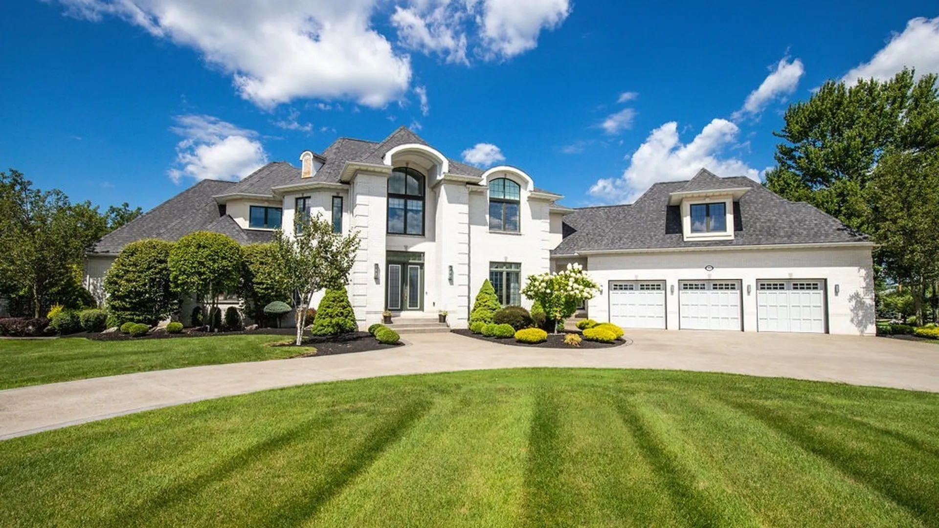 Property at 80 Sanctuary Court, Amherst, NY 14221 5