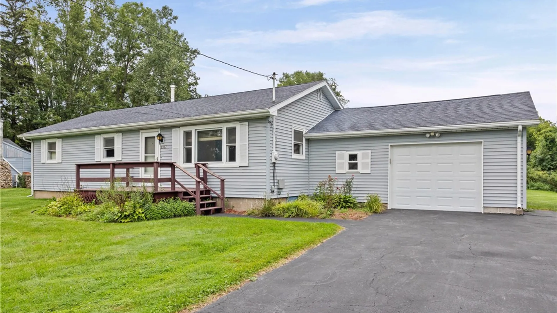 Property at 1917 Pole Bridge Road, Avon, NY 14414 4