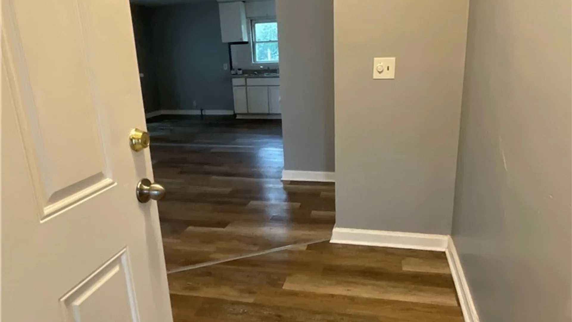 Property at 27 Weyand Avenue, Buffalo, NY 14210 5