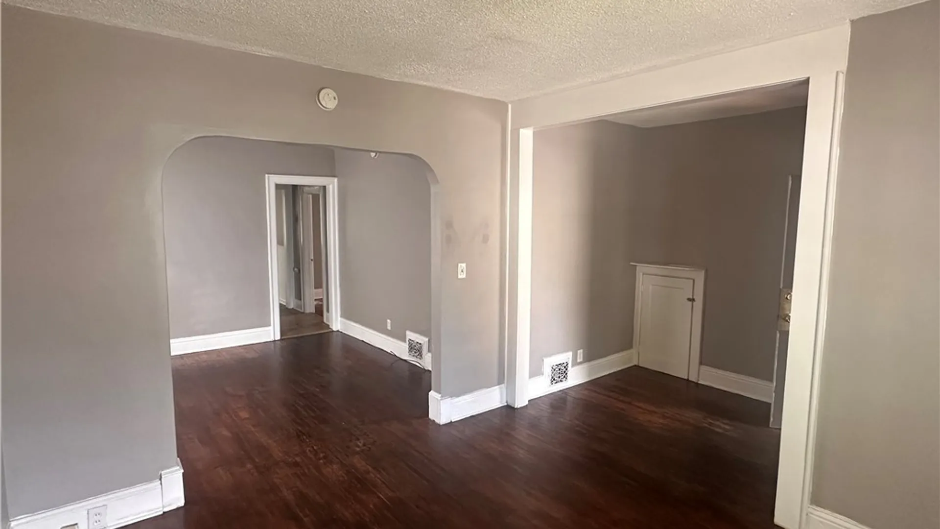 Property at 57 Riverside Avenue, Buffalo, NY 14207 3