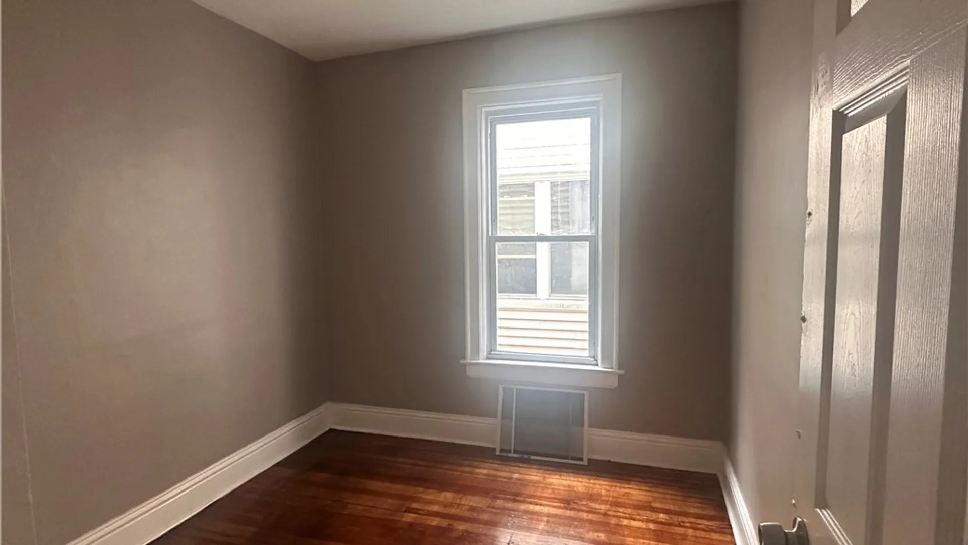 Property at 57 Riverside Avenue, Buffalo, NY 14207 6