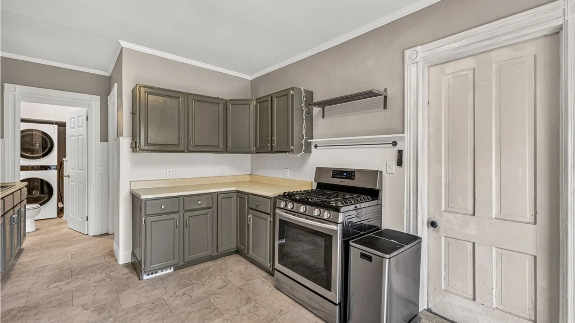 Property at 274 Hoyt Street, Buffalo, NY 14213 8