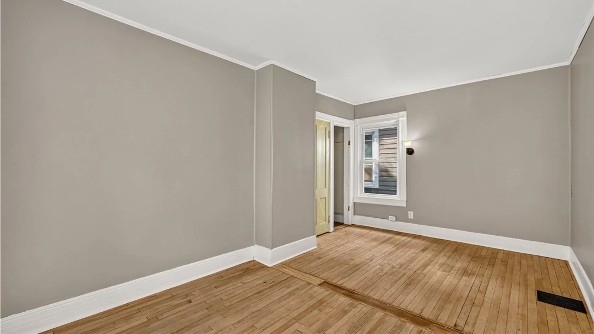 Property at 274 Hoyt Street, Buffalo, NY 14213 25