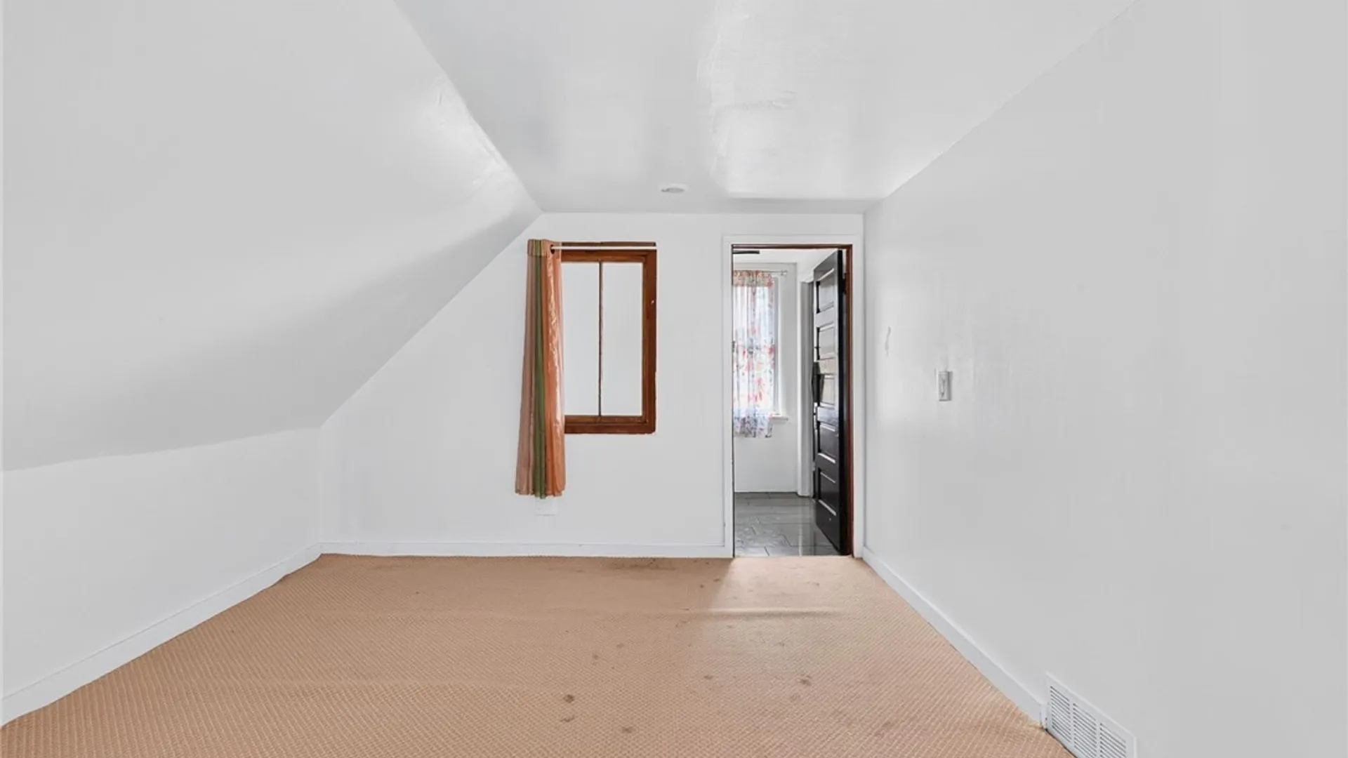 Property at 102 Wende Street, Buffalo, NY 14211 29