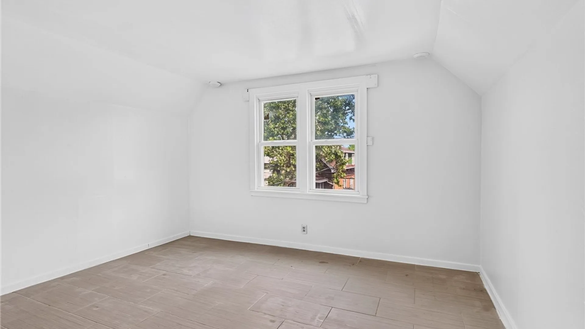 Property at 102 Wende Street, Buffalo, NY 14211 33