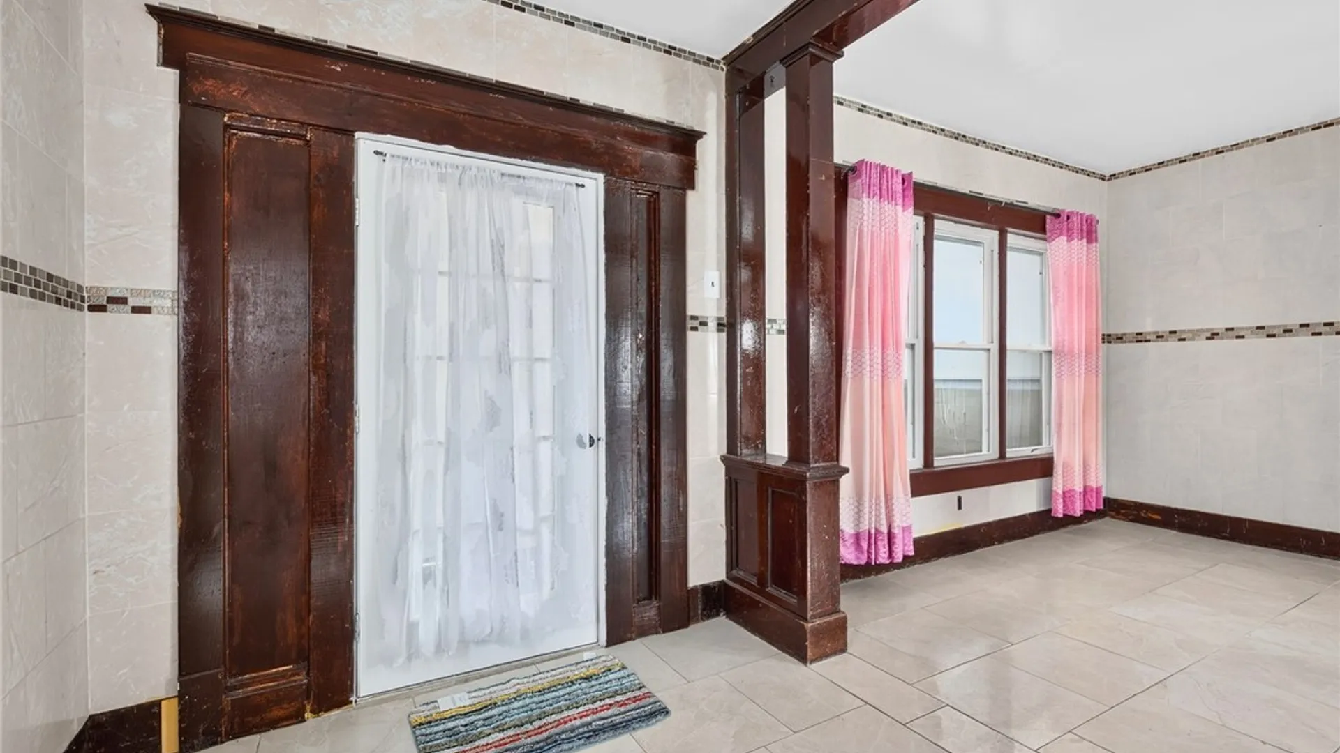 Property at 102 Wende Street, Buffalo, NY 14211 5