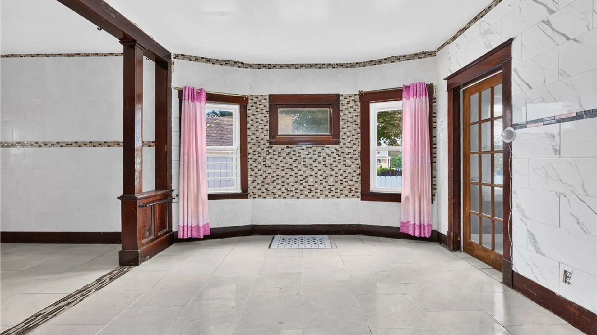 Property at 102 Wende Street, Buffalo, NY 14211 10