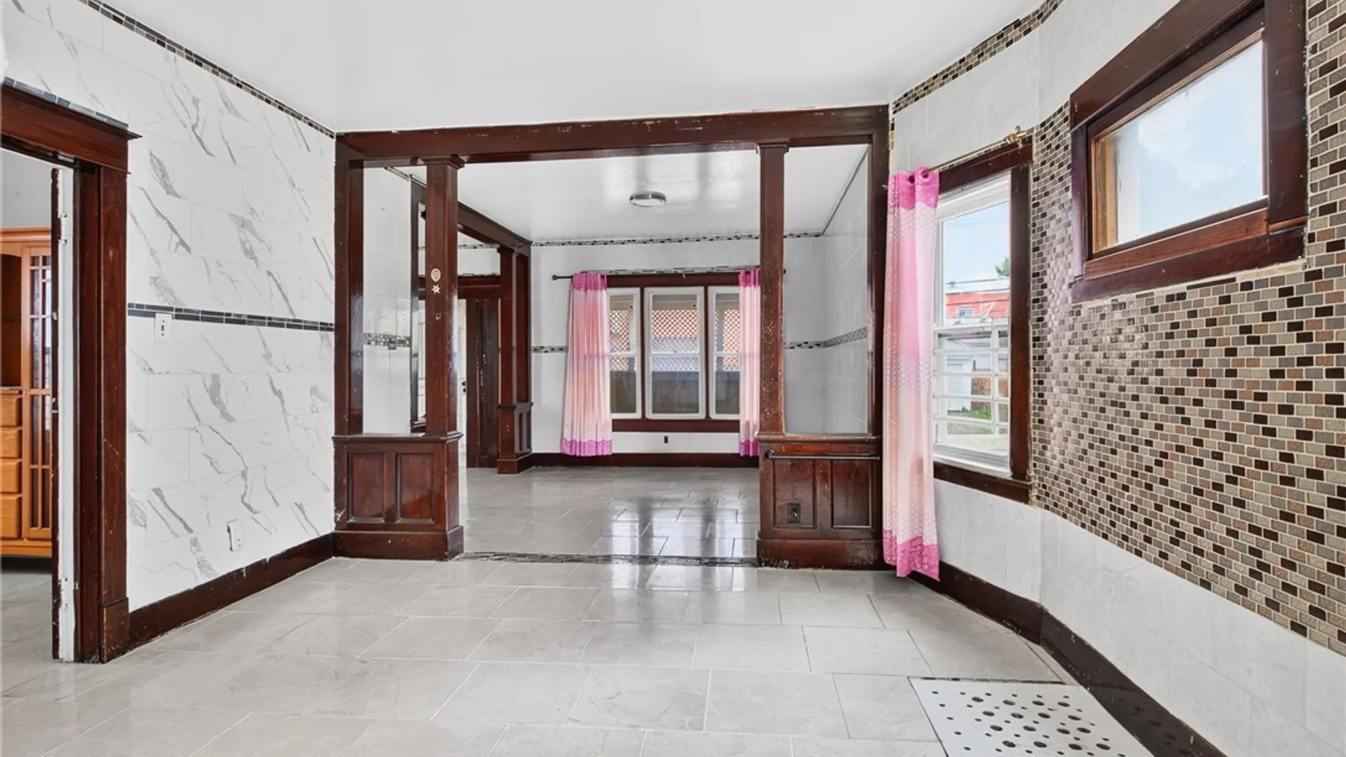 Property at 102 Wende Street, Buffalo, NY 14211 11