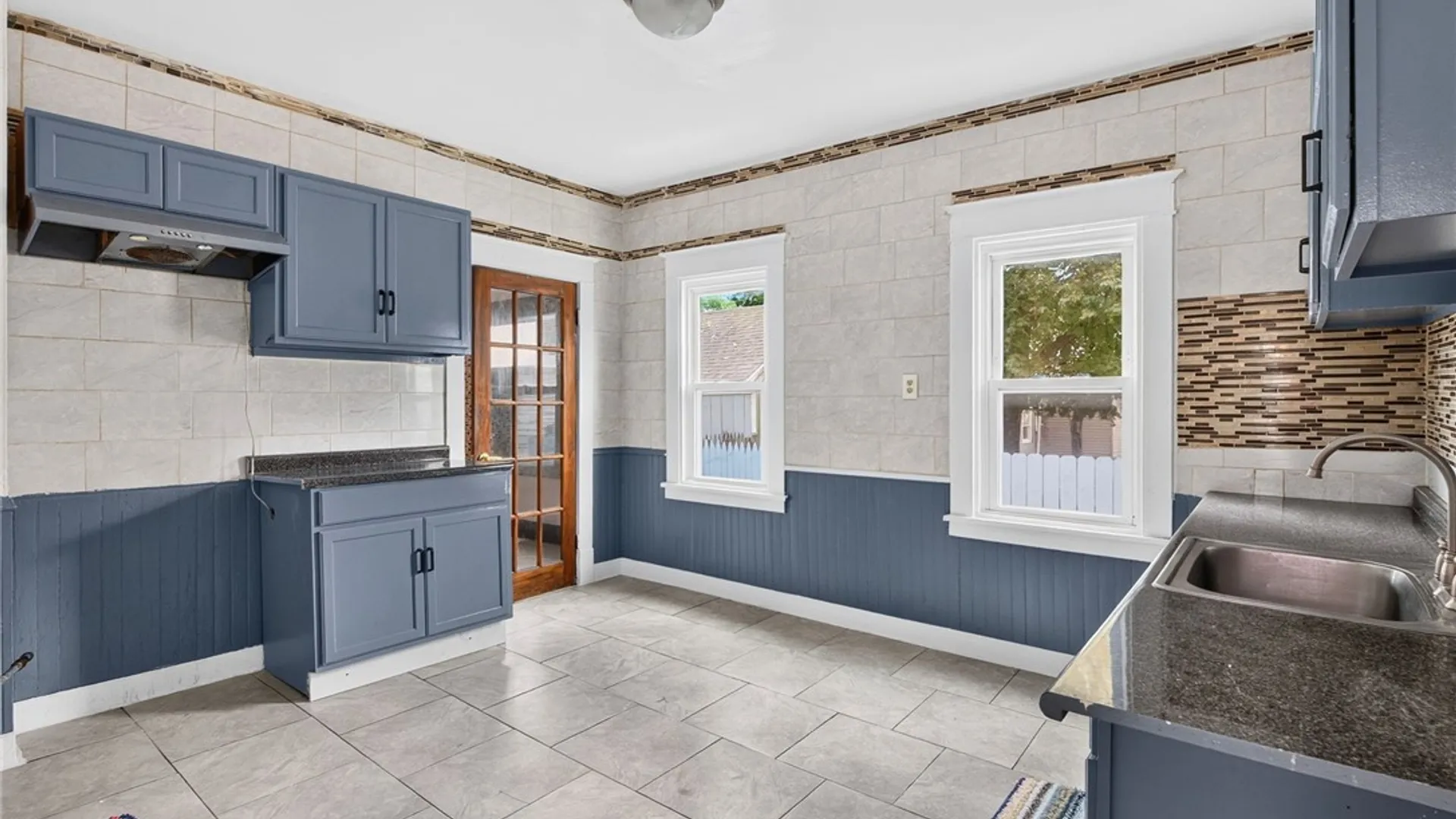 Property at 102 Wende Street, Buffalo, NY 14211 13