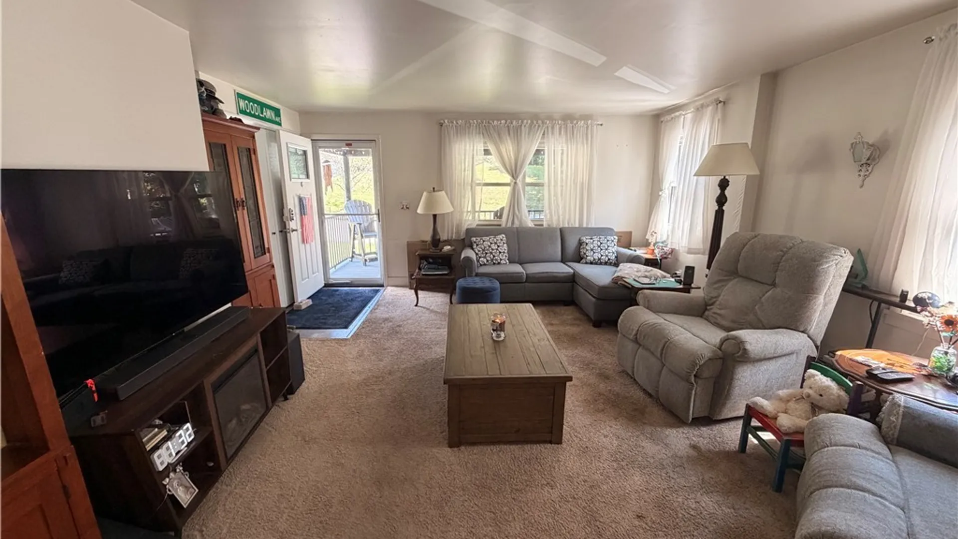 Property at 133 Woodlawn Avenue, Jamestown, NY 14701 13
