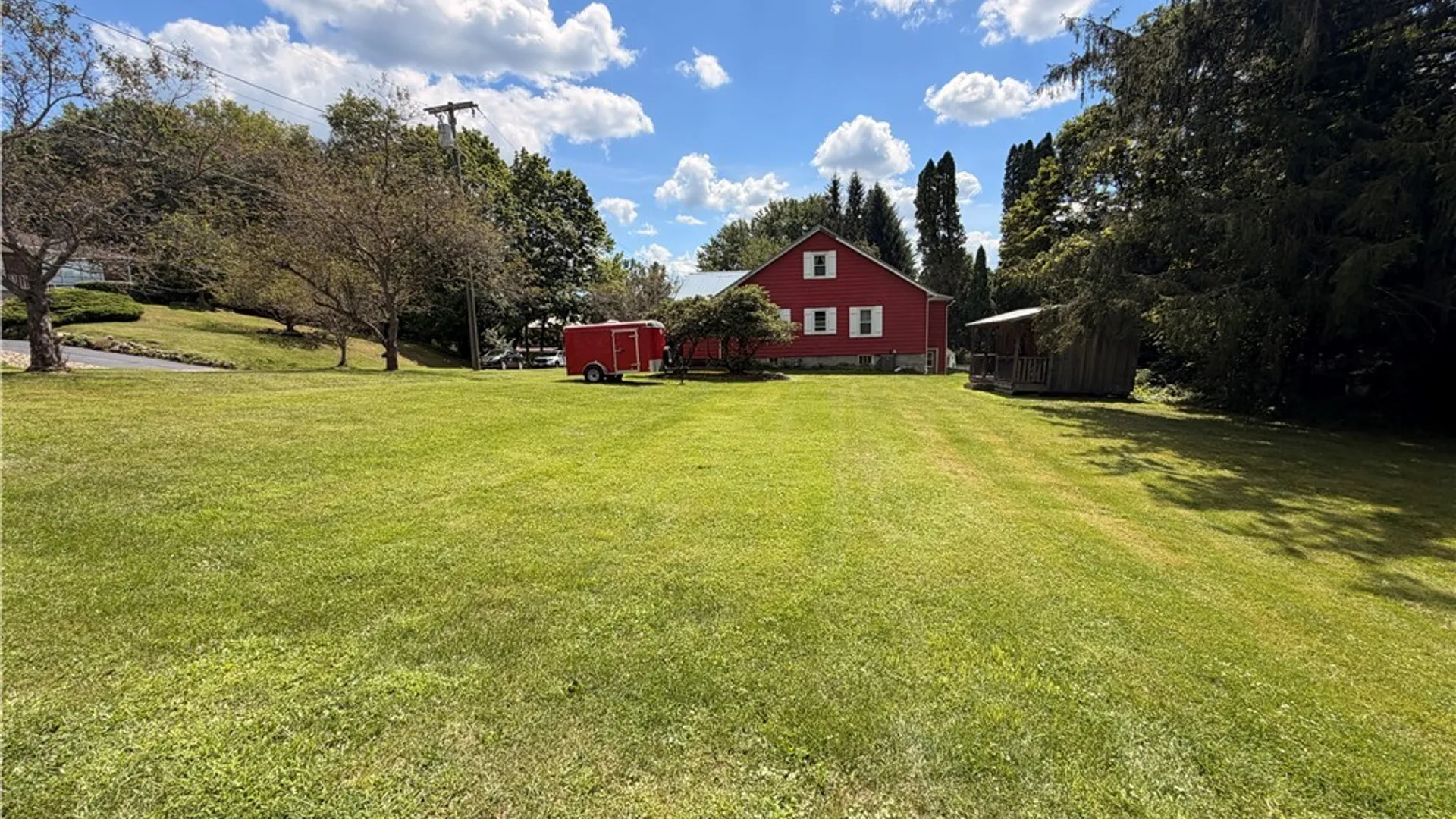 Property at 133 Woodlawn Avenue, Jamestown, NY 14701 10