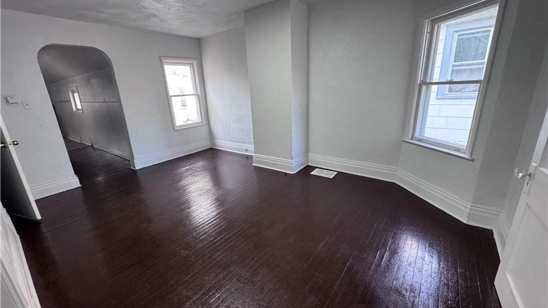 Property at 26 York Street, Buffalo, NY 14213 6
