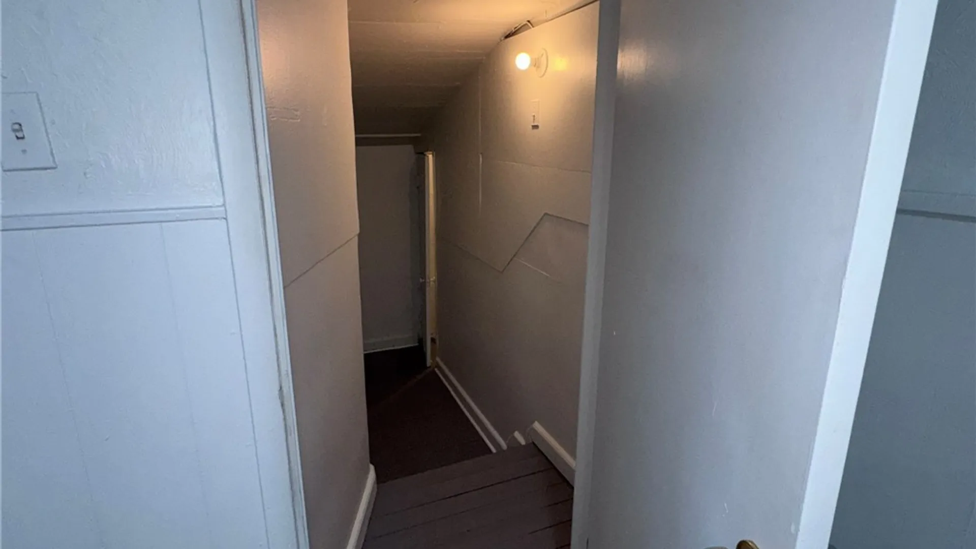 Property at 26 York Street, Buffalo, NY 14213 34