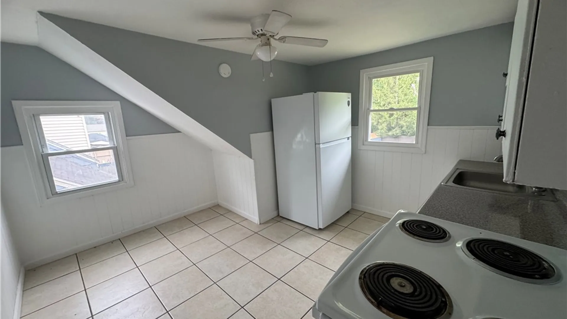 Property at 220 Roxann Avenue, Cicero, NY 13212 6