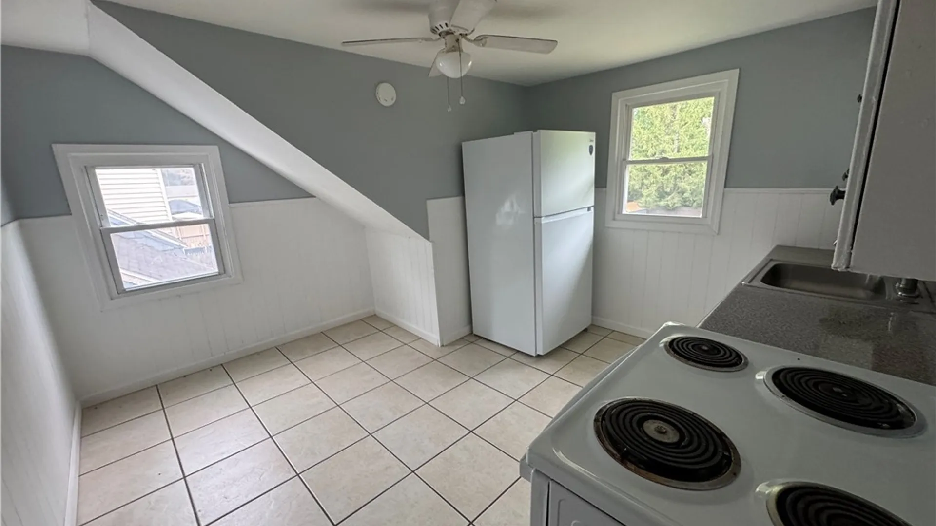Property at 220 Roxann Avenue, Cicero, NY 13212 7