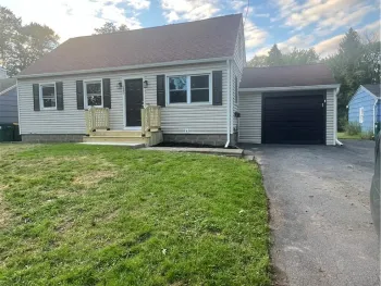 Property at 220 Roxann Avenue, Cicero, NY 13212