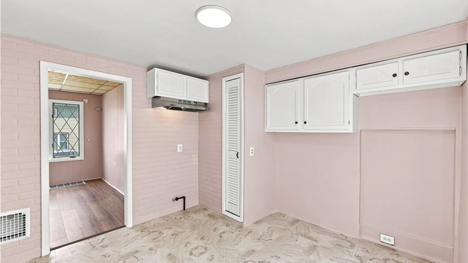 Property at 77 Harlem Road, West Seneca, NY 14224 16