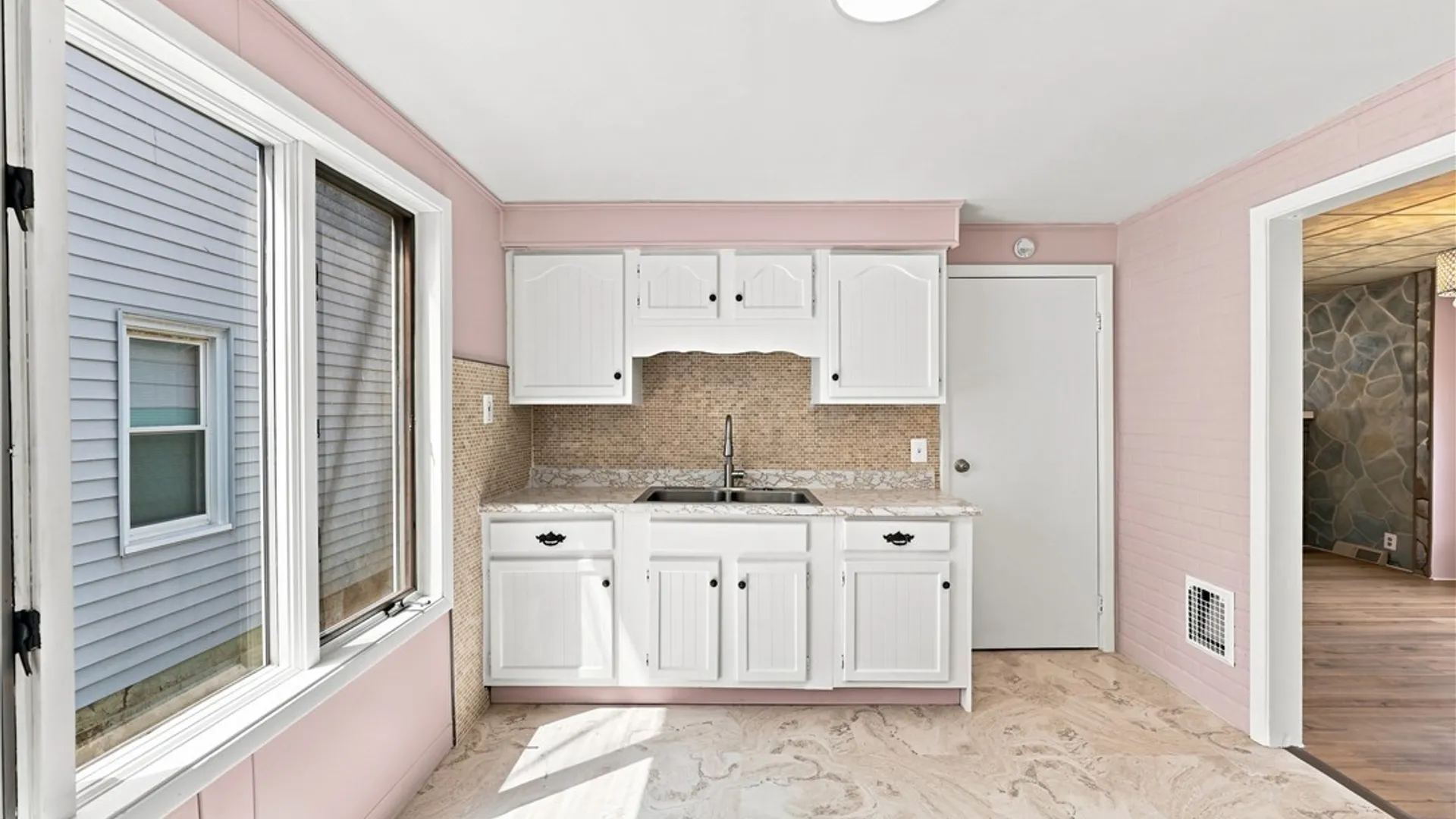 Property at 77 Harlem Road, West Seneca, NY 14224 13