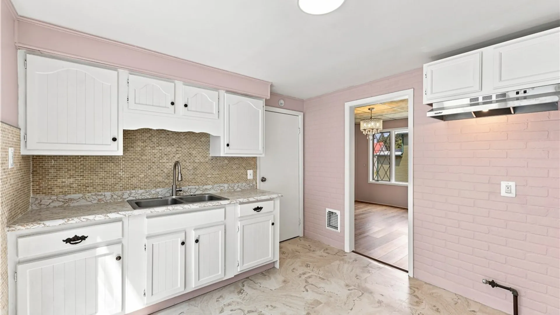 Property at 77 Harlem Road, West Seneca, NY 14224 14