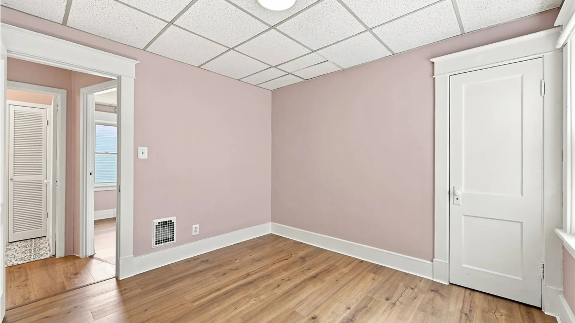 Property at 77 Harlem Road, West Seneca, NY 14224 23