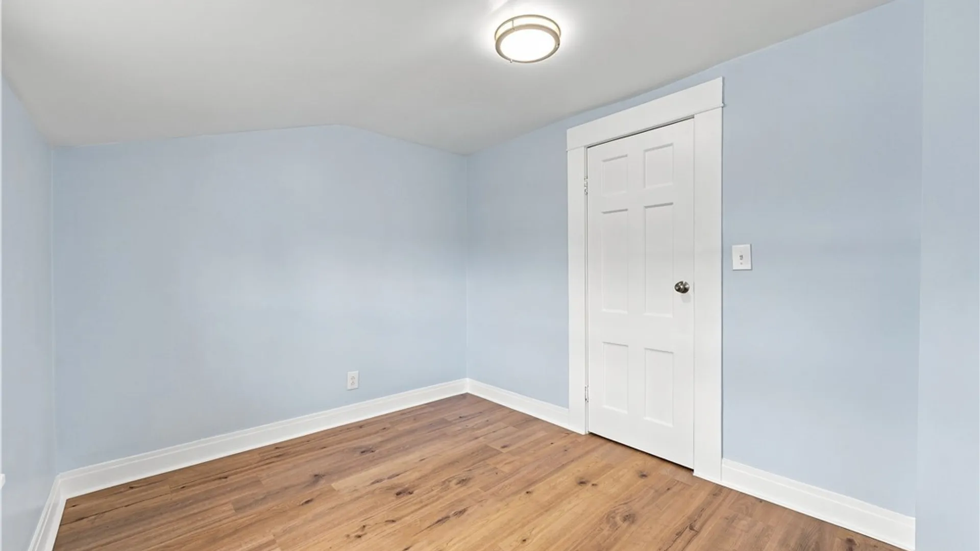 Property at 77 Harlem Road, West Seneca, NY 14224 24