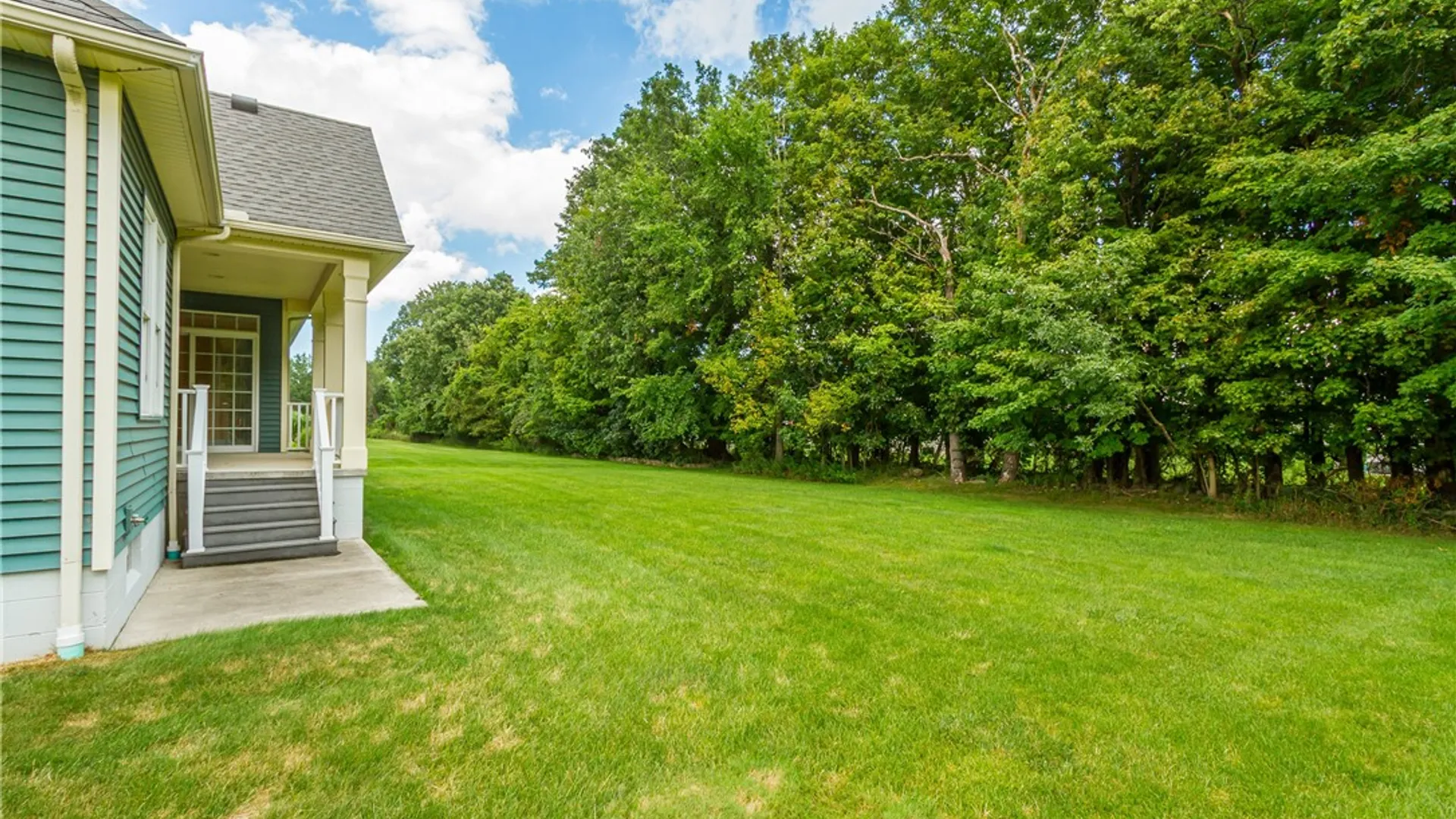 Property at 95 Seawatch Trail, Webster, NY 14580 5