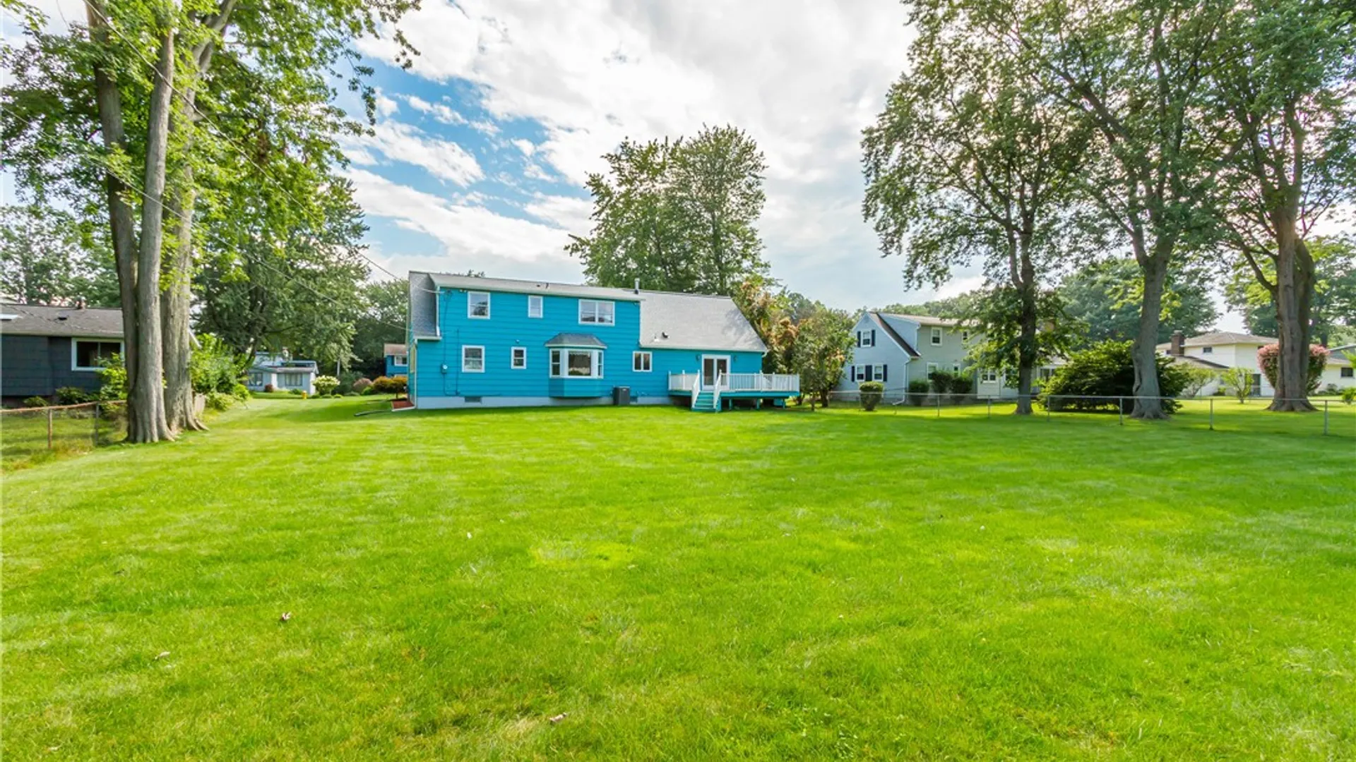 Property at 145 Timberline Dr, Penfield, NY 14526 3